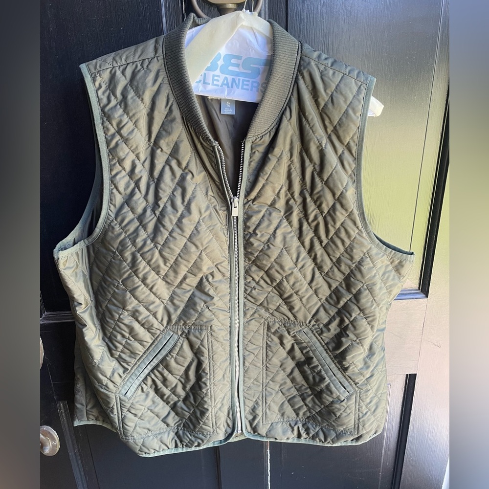 Old Navy Olive Quilted Vest